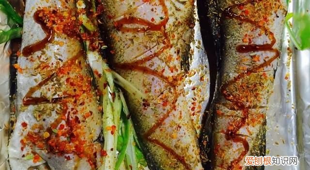 烤箱锡纸烤鱼需要多久，烤箱版孜然烤鱼怎么做