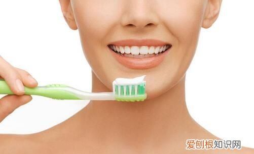 牙齿美白哪种方法最好最安全