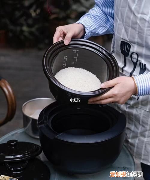 精煮饭要多长时间，400w的电饭锅煮饭要多久