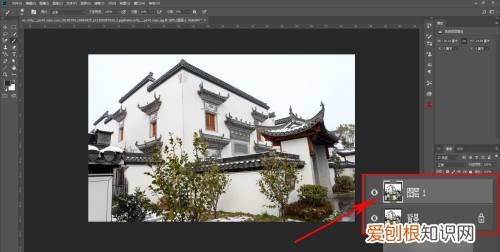 ps需要怎么样才可以把照片变成线稿