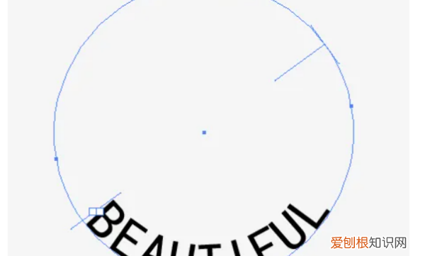 怎样打圈内环形文字，ps怎么让字体绕着圆形内圈下面的字