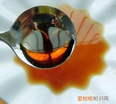 醋和水的比例，用白醋泡衣服白的比例醋和水的比例是多少