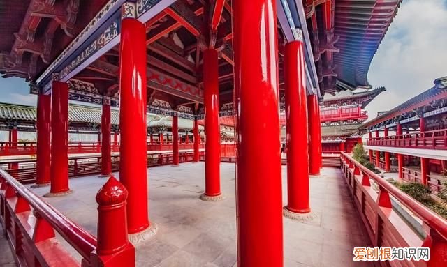 滕王阁是江南三大名楼位于哪里