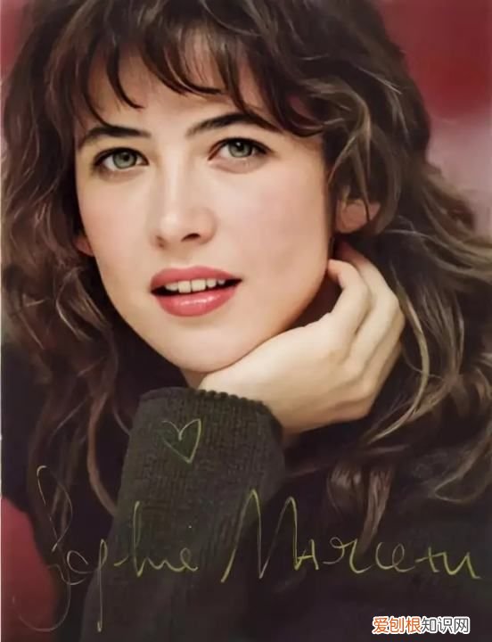 word怎么删除空白页，怎样删除Word里的空白页