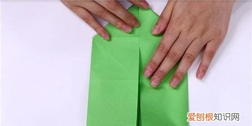 怎么做手工战斗机，手工战斗机的折法,用大张的草稿本