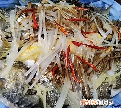 油泼黄鱼怎么做好吃,什么鱼做油泼鱼好吃