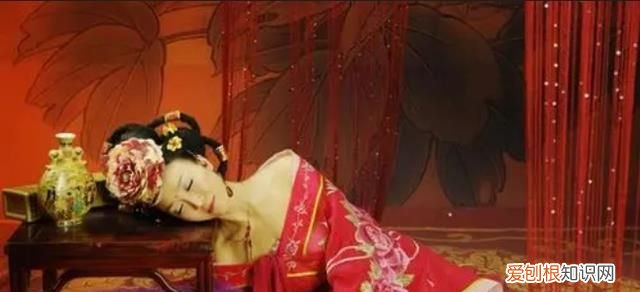 杨贵妃是怎么死的，《王朝的女人:杨贵妃》中杨玉环是怎么死的