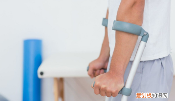 走路站着哪个耗体力，1米八的人走一公里需要多久