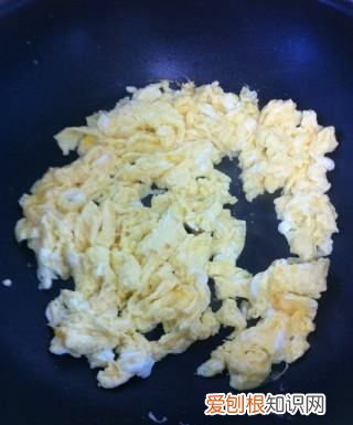 虾米鸡蛋的家常做法，小虾米炒鸡蛋的家常做法