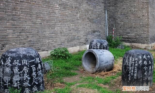 这里不仅有燕京八景的卢沟晓月，数不清的石狮子，这里还是七七事变的发生地，北京丰台的卢沟桥和宛平城