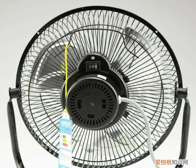 智商越高风扇转得越慢 为什么风扇越用越慢呢