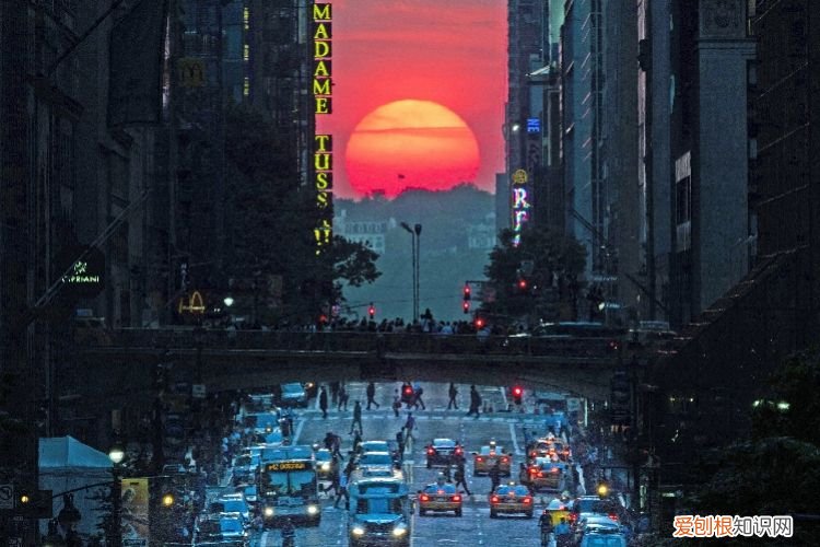 纽约曼哈顿悬日 曼哈顿悬日