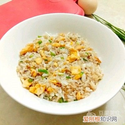 蛋炒饭的做法 蛋炒饭咋做