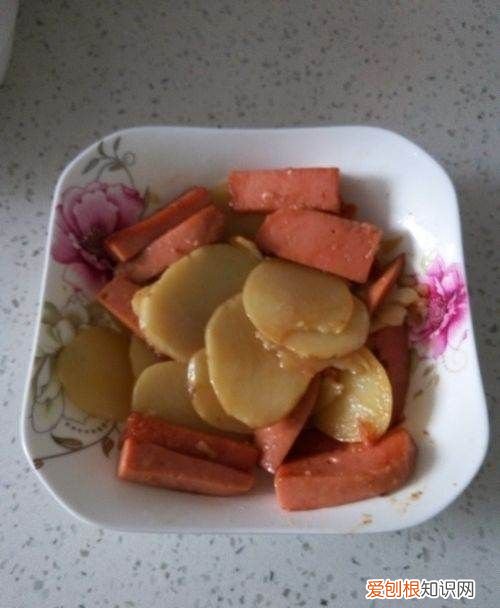 火腿炒土豆怎么做，土豆炒火腿的家常做法大全