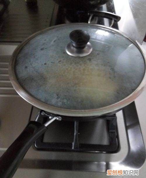 火腿炒土豆怎么做，土豆炒火腿的家常做法大全