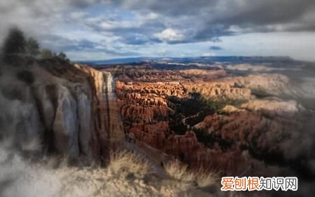 人类眼睛有5.76亿像素看不清