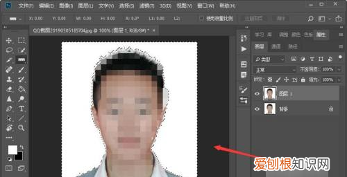 白底照片如何改蓝底，ps如何把照片换成蓝底