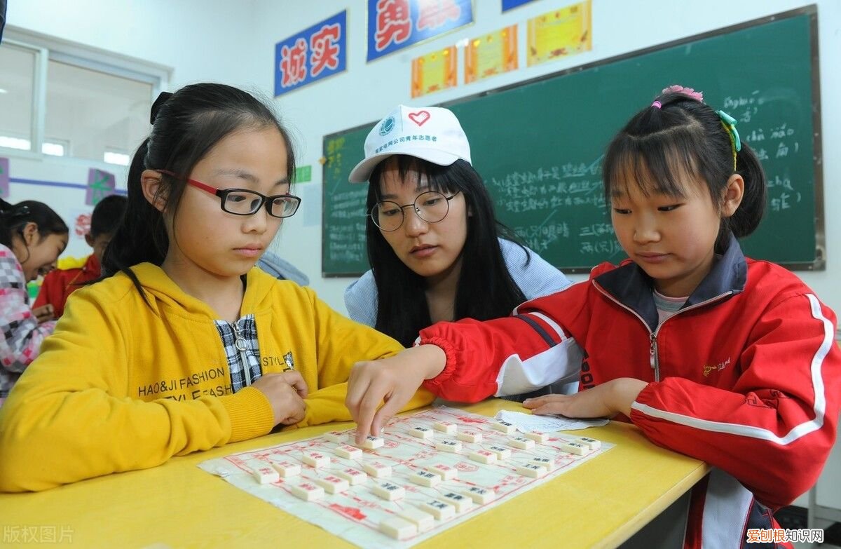 军棋的规则和走法 军棋的下法