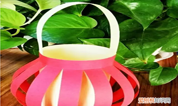 纸灯笼怎么做好看，四年级手工灯笼怎么做简单又漂亮视频