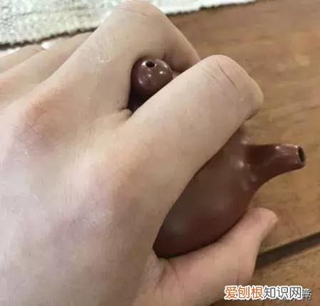 五招辨别紫砂壶泥料 紫砂泥料