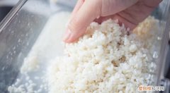 糯米泡多久可以蒸，糯米要泡到什么样才算泡好可以蒸