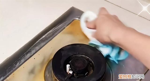 厨房油污处理小方法 厨房油污清理小窍门合集