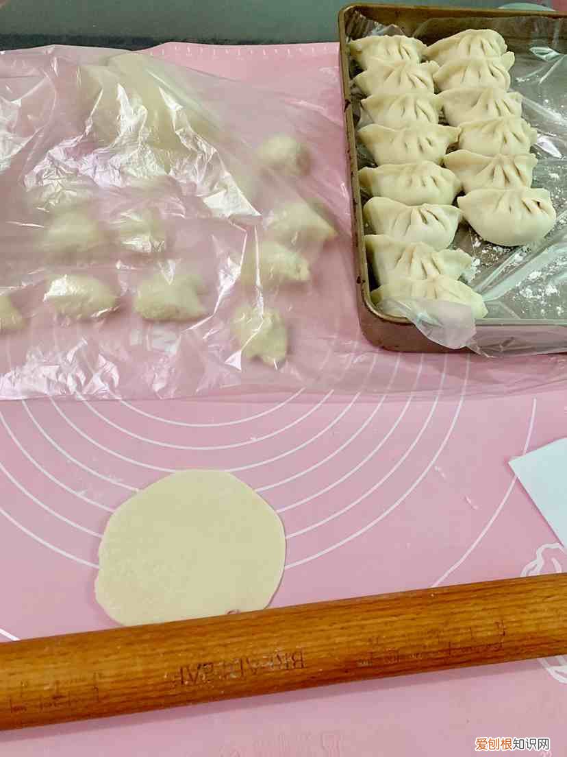 高筋面粉、中筋面粉、低筋面粉 面粉是什么做的