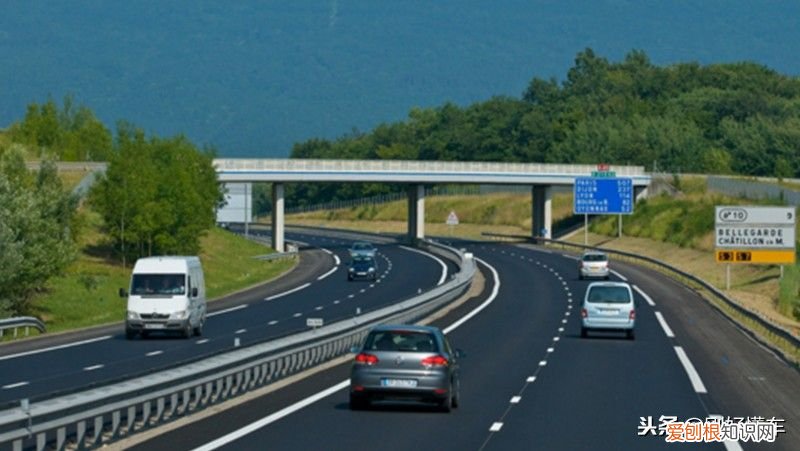 新手上路最实用的12个开车技巧 汽车新手上路