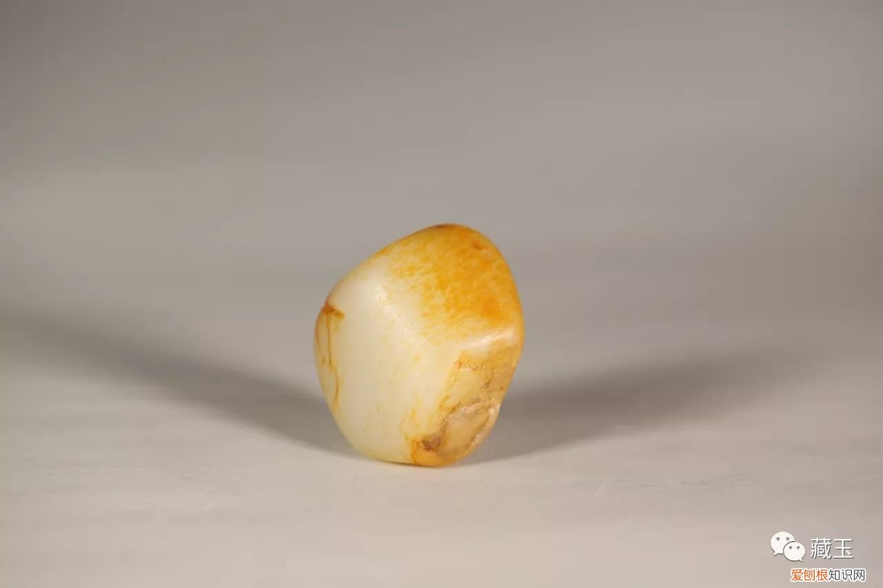 这几种鉴别和田玉真假的方法 和田玉的鉴别方法