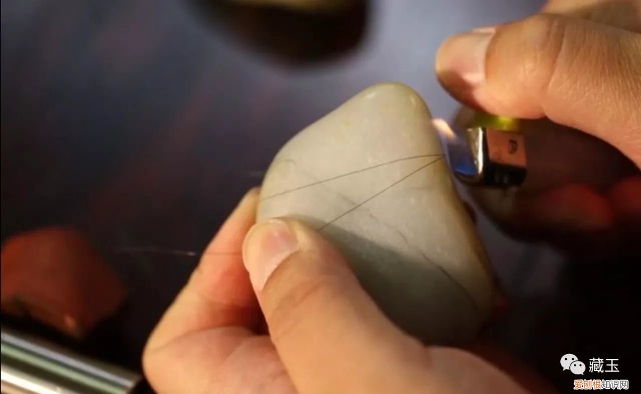 这几种鉴别和田玉真假的方法 和田玉的鉴别方法