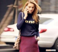 身材的魅力,也是不容忽视的呢英语