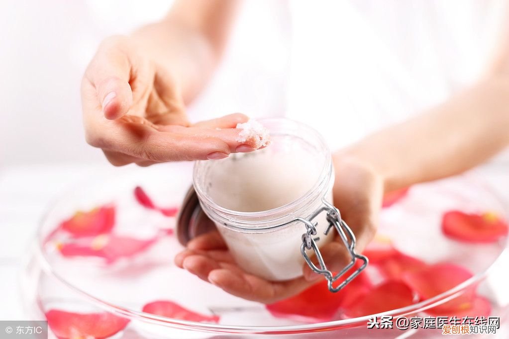 手脱皮是啥病？ 手掌脱皮是什么原因