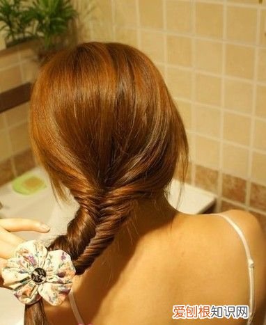 教你简单扎八款头发 怎么扎头发好看