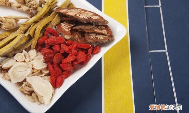 hú “鸿鹄”错念“鸿浩”，中药名里也有易错字，你读对了吗