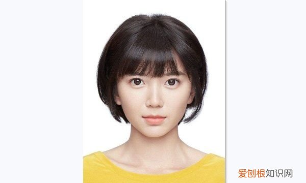 证件照背景颜色怎么修改，ps如何给证件照换背景颜色