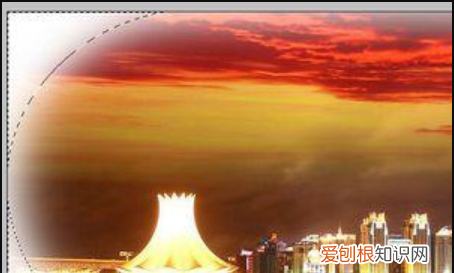 ps怎么模糊照片边缘,ps怎么做出虚化的边缘效果图