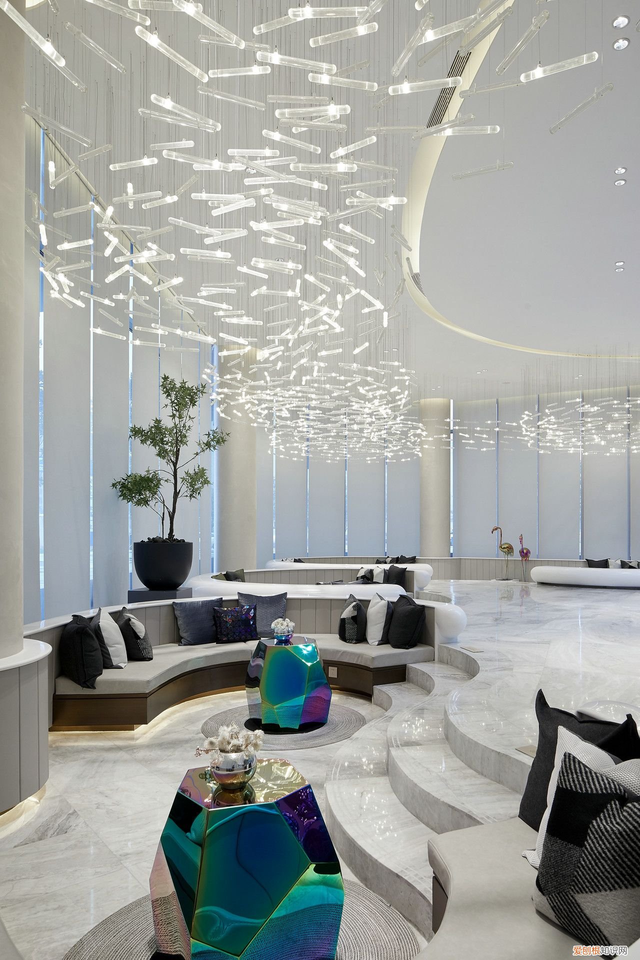 音乐是流动的建筑，建筑是凝固的音乐 音乐是什么的建筑