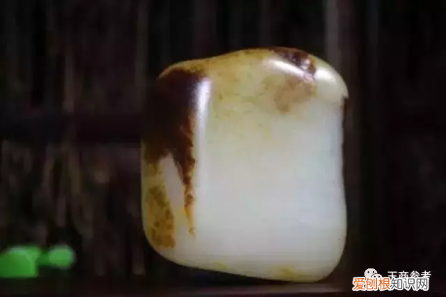 和田玉鉴别看这8点 怎样鉴别和田玉呢