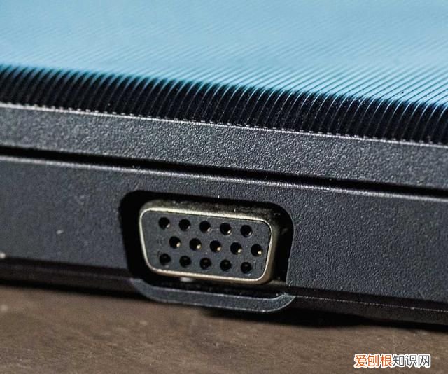 笔记本电脑上的hdmi接口是做什么的?