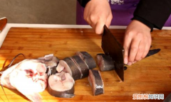 怎么炖清江鱼好吃，炖清江鱼的家常做法