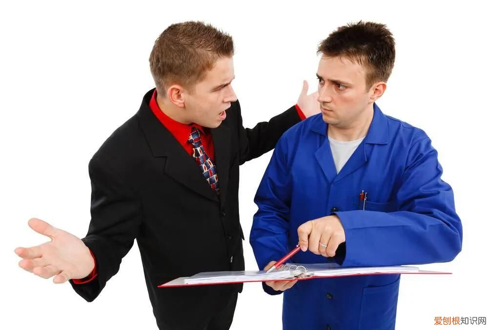 说话时学会正确地称呼对方 讲话中的称呼语