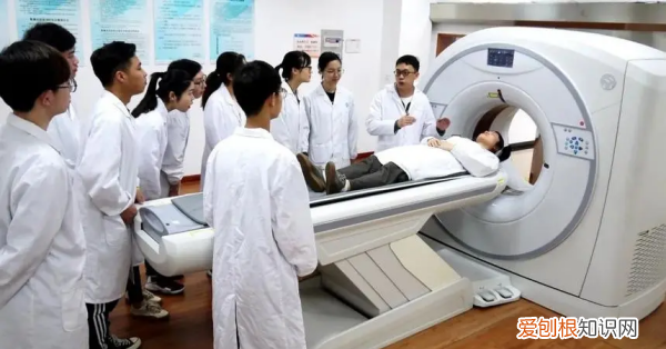 医学影像学需要哪些技能，医学影像技术主要学什么就业方向