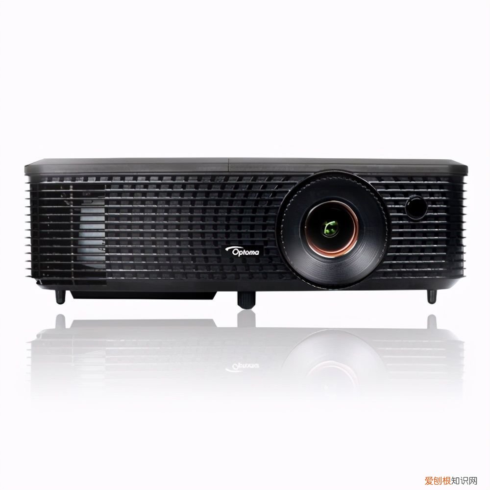 投影仪的正确使用方法 投影仪怎么使用