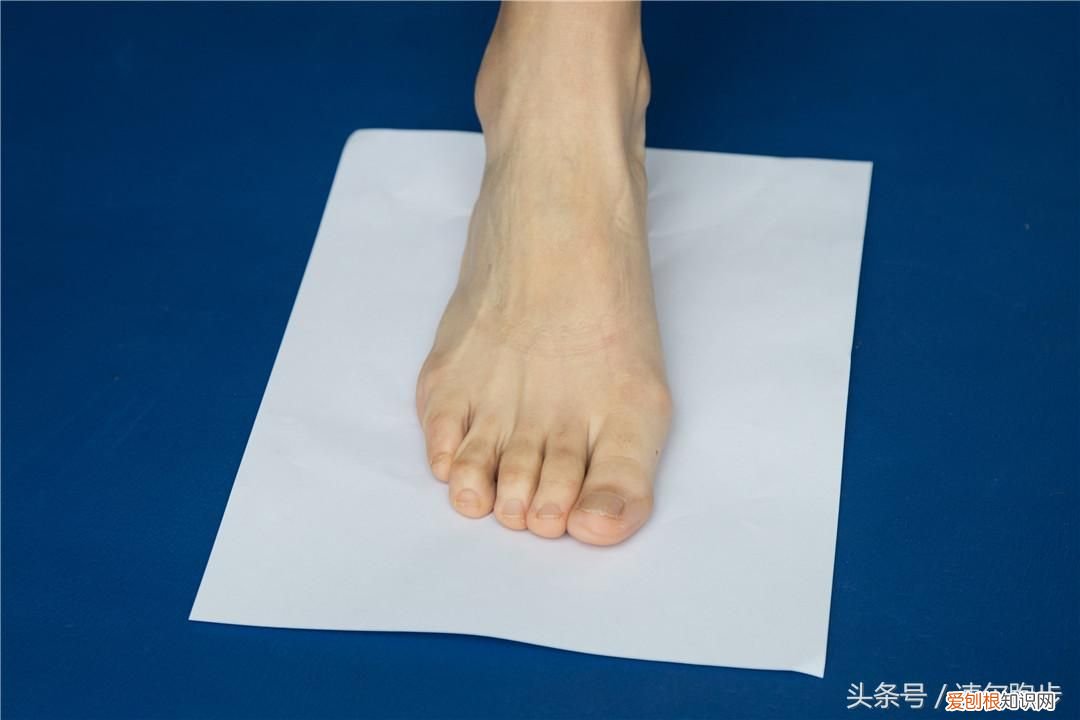 如何选择合适的鞋码？ 225是多少码