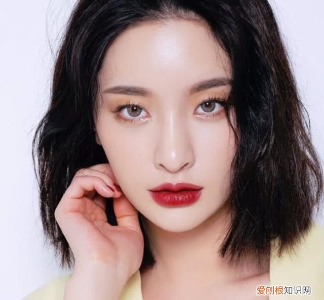 韩系妆容的细节特点 韩国妆容