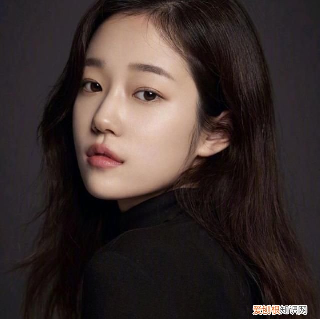 韩系妆容的细节特点 韩国妆容