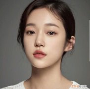 韩系妆容的细节特点 韩国妆容