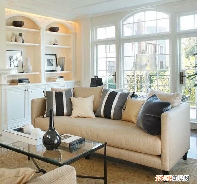 家用沙发怎么选？ 家用沙发！
