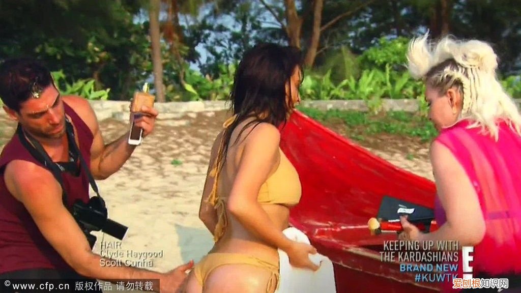 卡戴珊沙臀遭两男助理“特殊照顾” 卡戴珊臀部