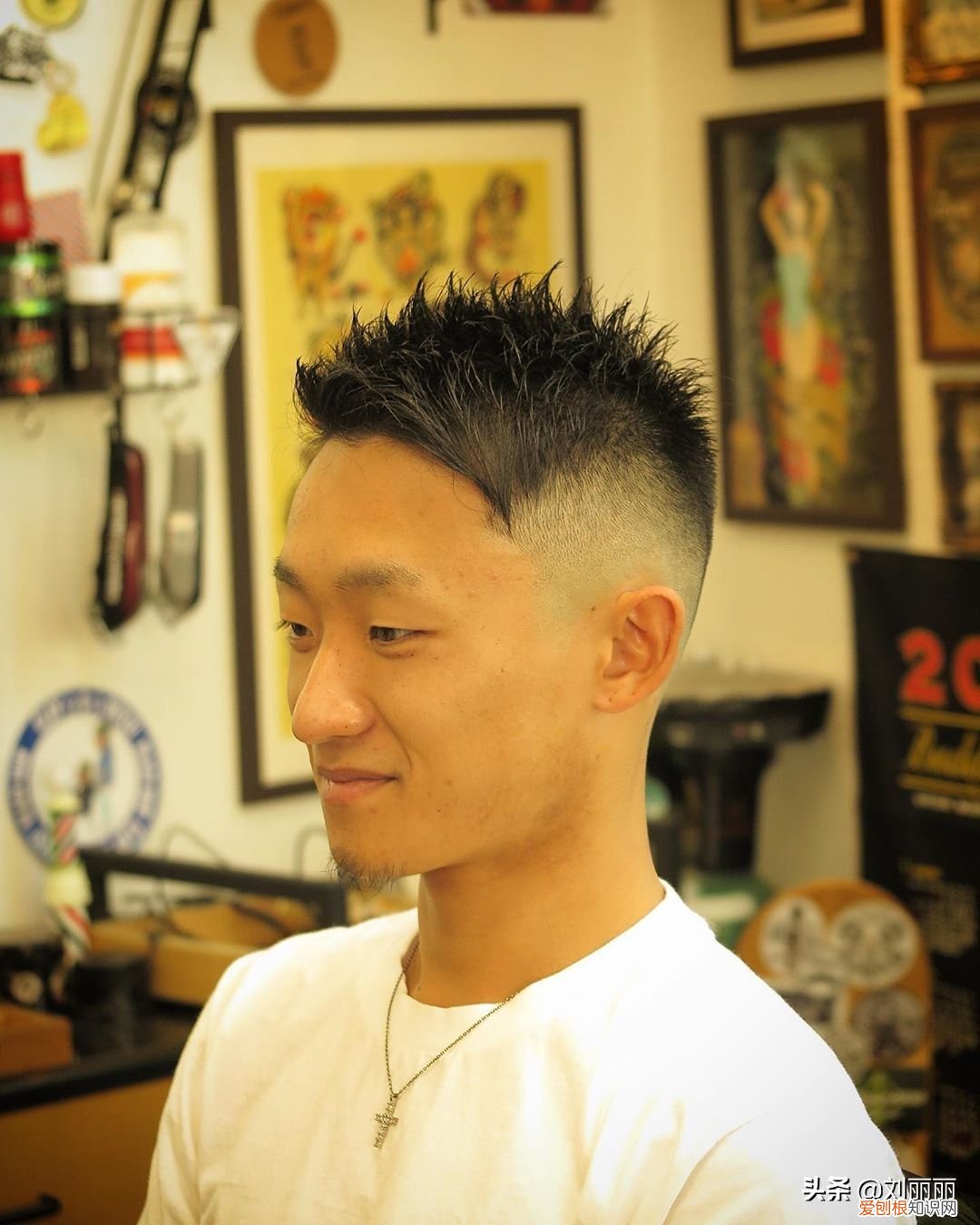 2020最火最流行男发24款 男生最流行的发型